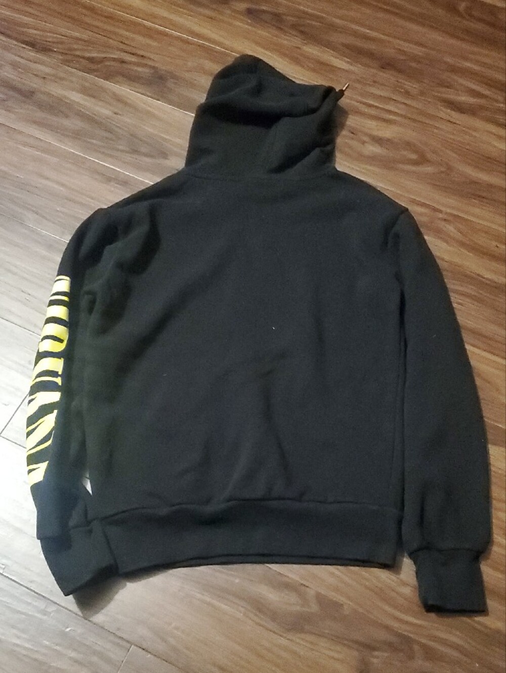 NIRVANA Black Hoodie with Yellow Smiley and Sleeve Text - Picture 7 of 7